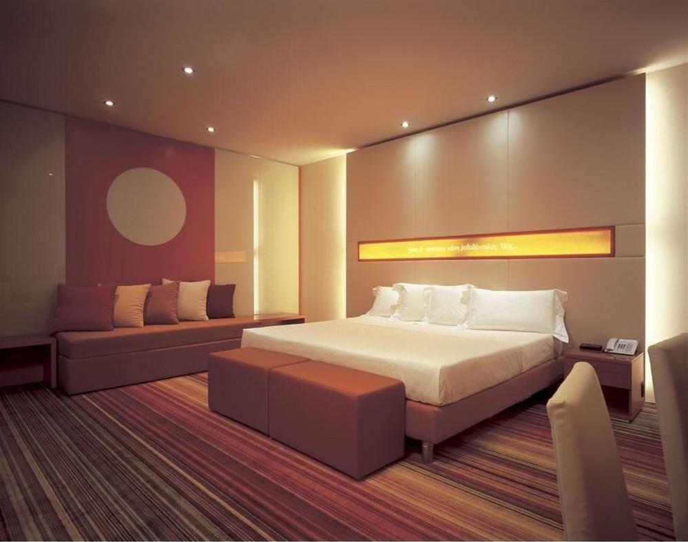 UNAHOTELS Bologna Centro Esterno foto